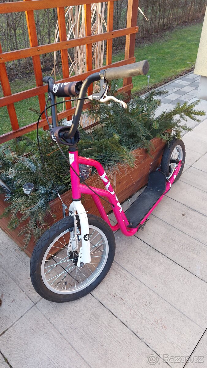 Koloběžka Yedoo Four - 2