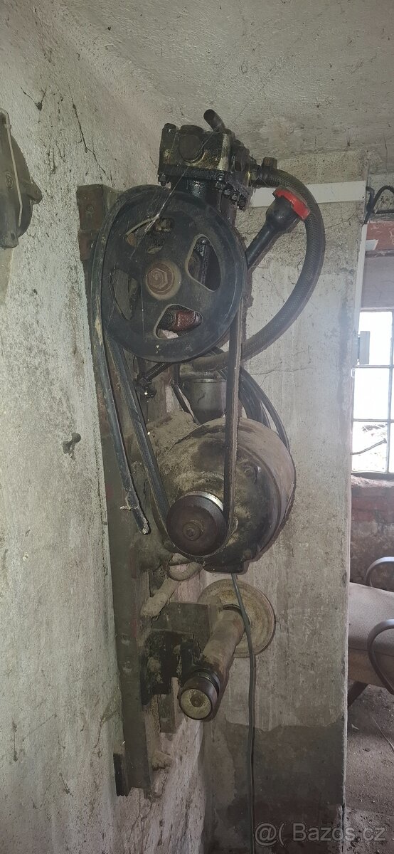 Kompresor Bruska Pístový kompresor - 2