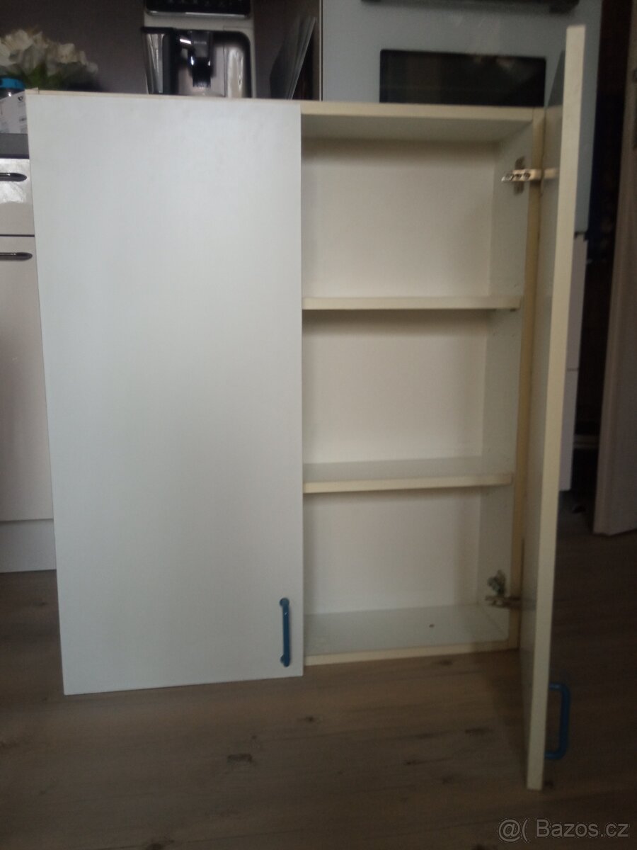 Bílá skříňka - 2