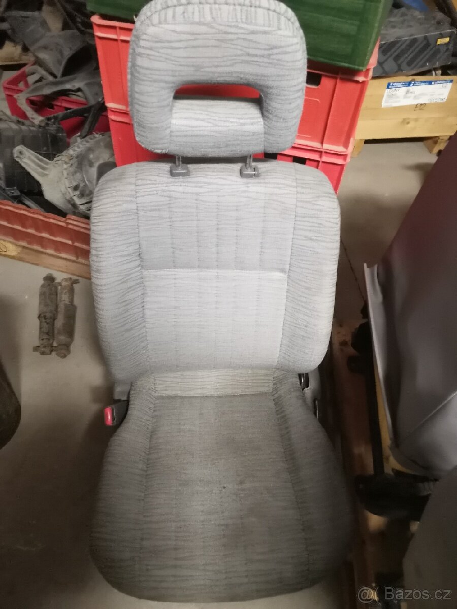 Mitsubishi l400 spacegear - 2