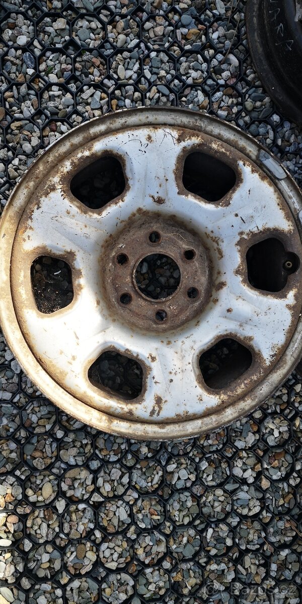 Nissan Navara d40 plechové disky - 2