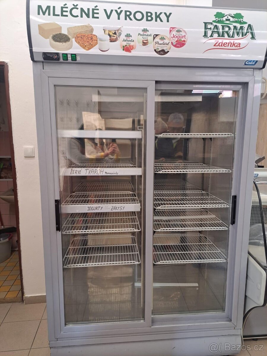 Prosklená lednice - 2