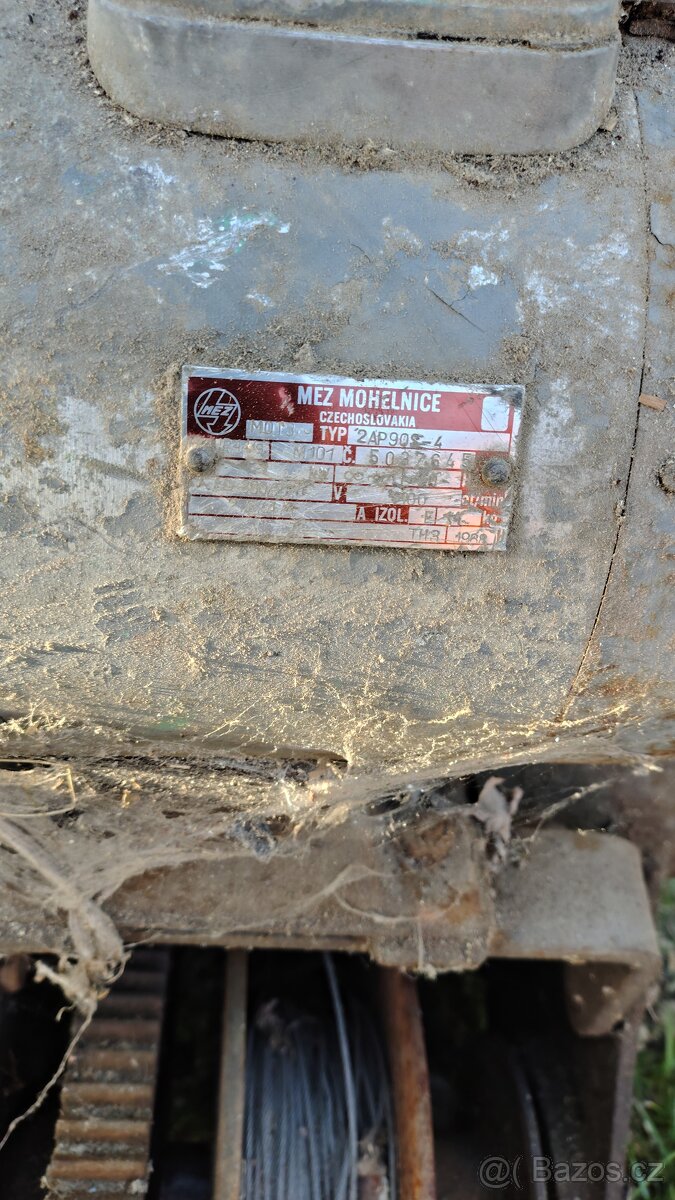 Stavební vrátek - 2