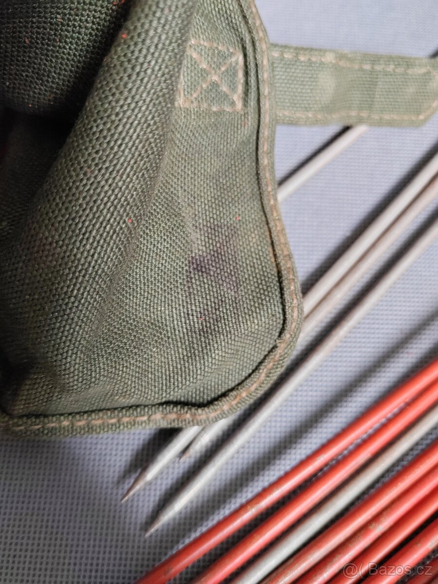 Wehrmacht-ženijní vlaječky se značeným futrálem - 2