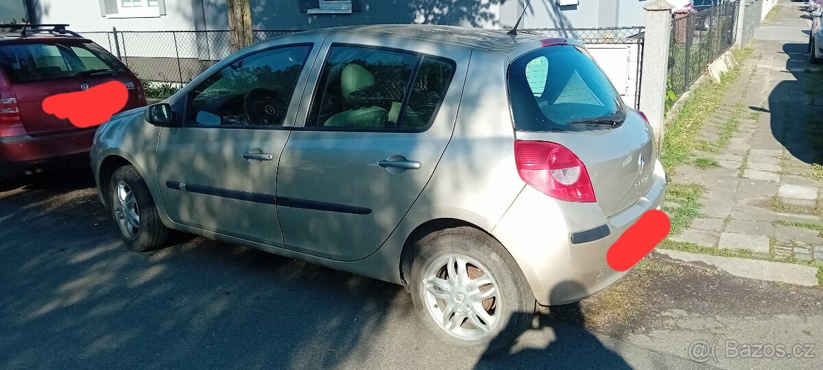 Renault Clio 2008 1,2 benzín 55 kw veškeré ND - 2
