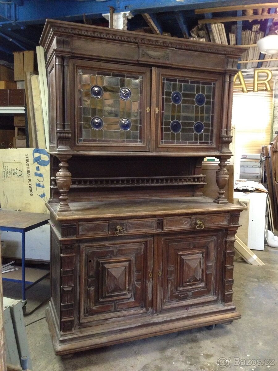 Starožitný nábytek (Anglie) .. masiv.. levně - 2