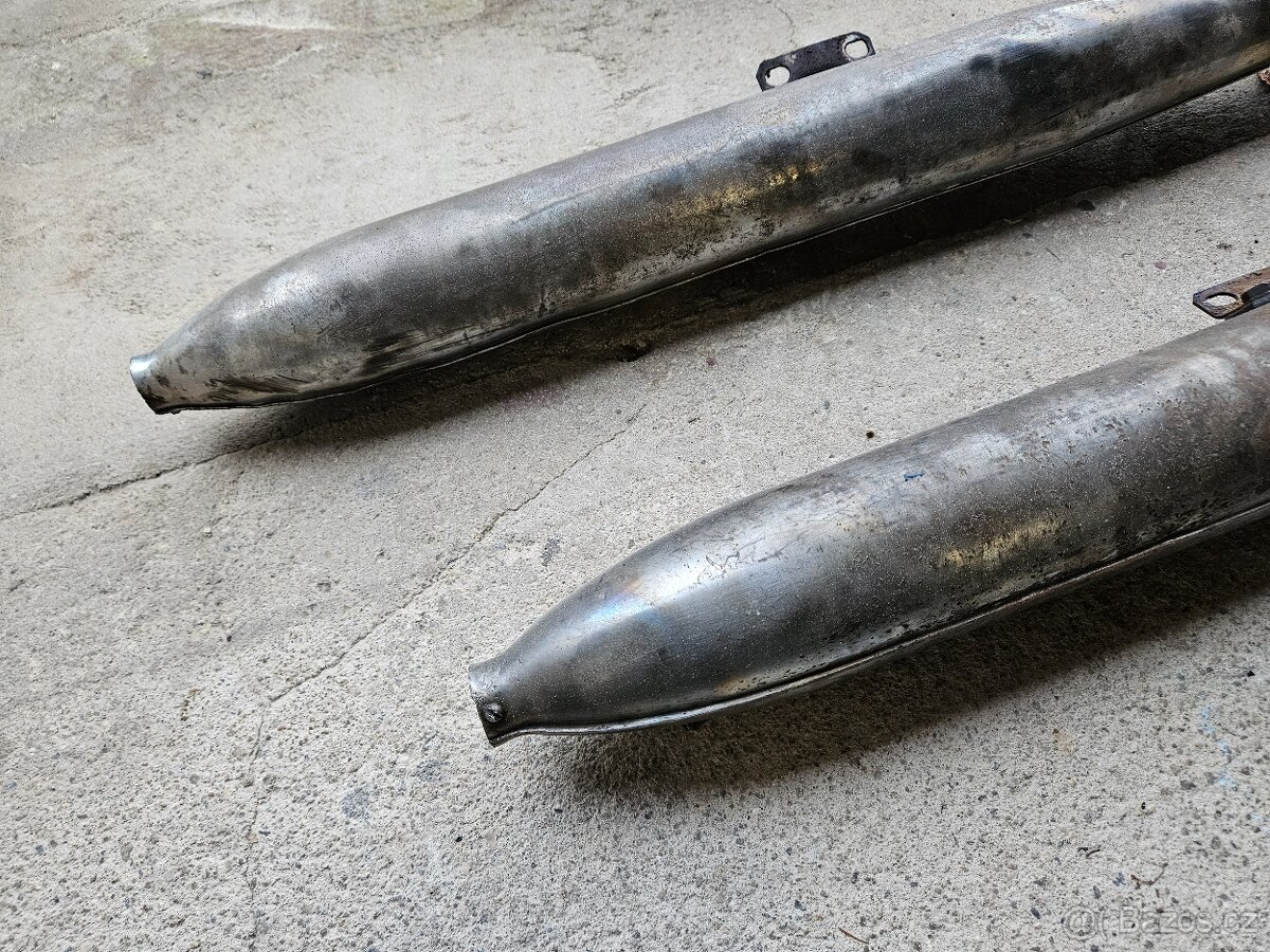 Jawa 175 - vyfuky a kolena - 2