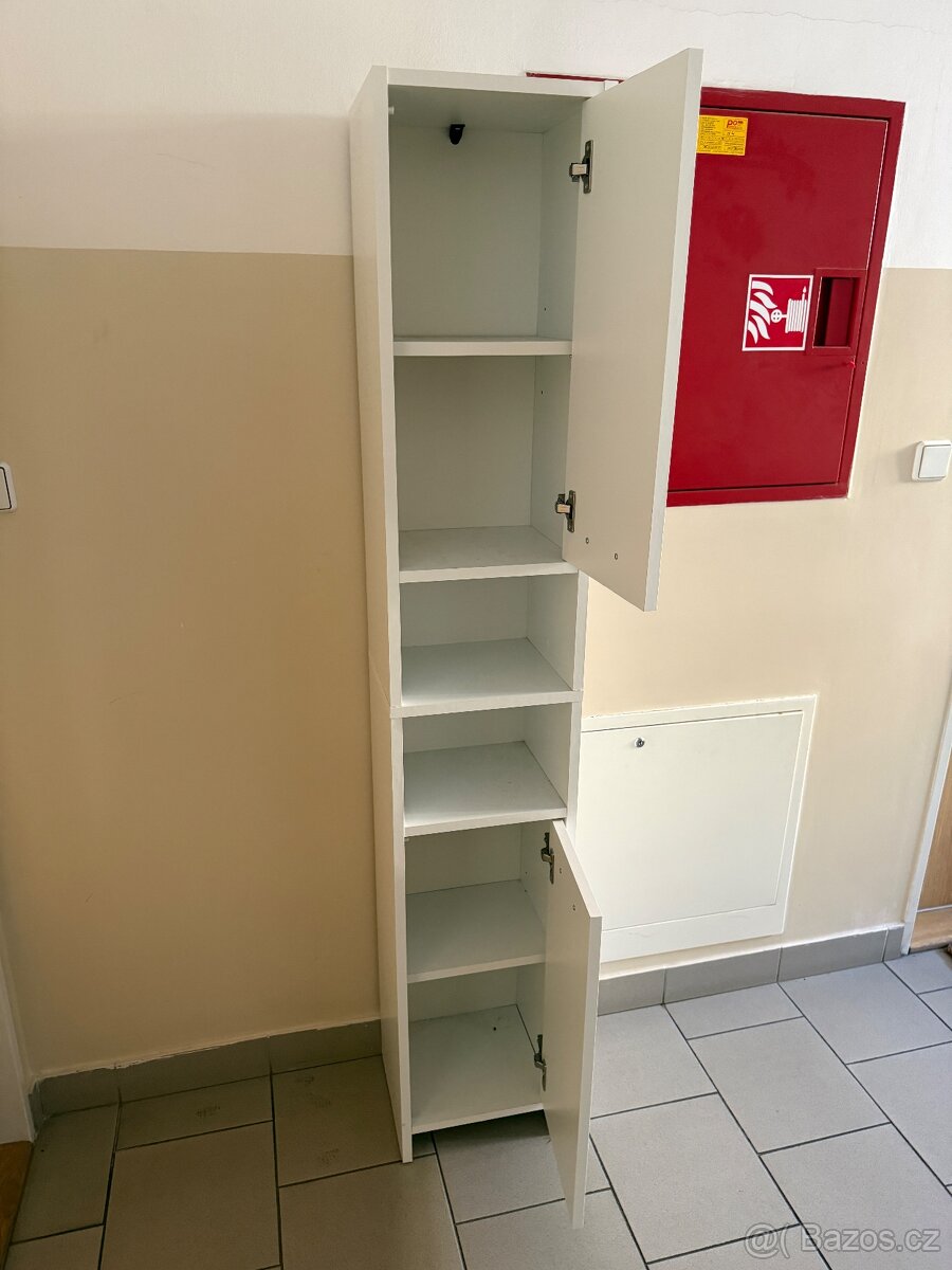 Skříňka do koupelny - 2