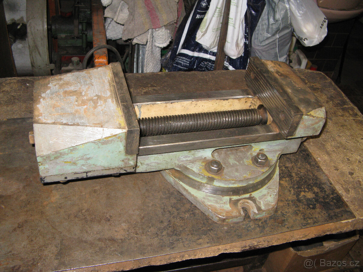 velký svěrák pod frezku - 2
