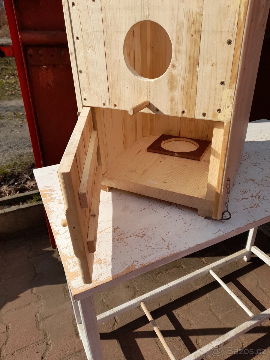 Hnizdici budka pro papouška - 2