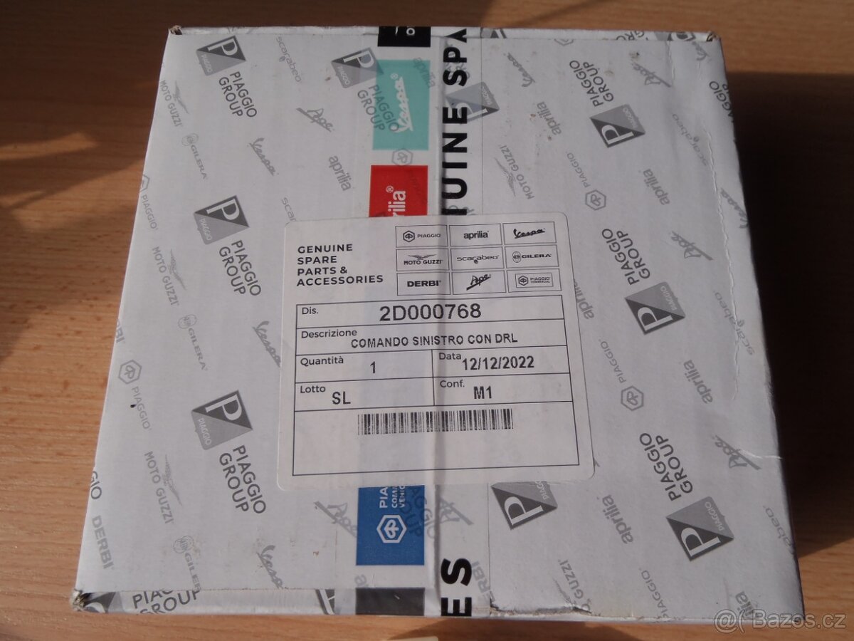 Moto Guzzi V7 Stone, ovladač - 2