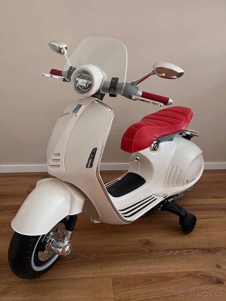 Elektrická Motorka Vespa - 2