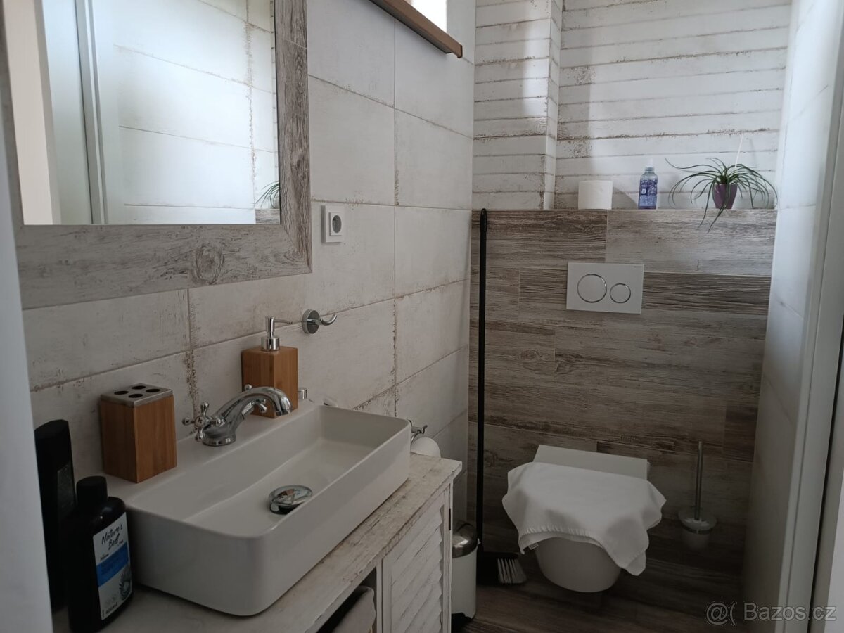 Prostor pro terapie, kancelář na den v týdnu - 2