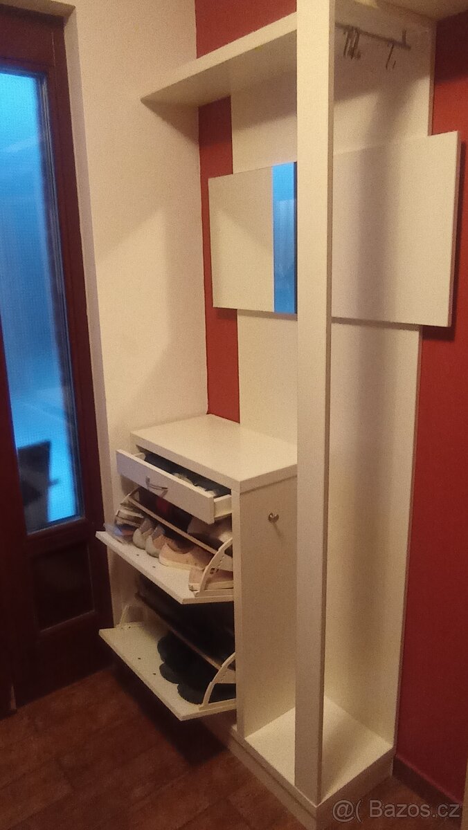 Zádveřní stěna - 2