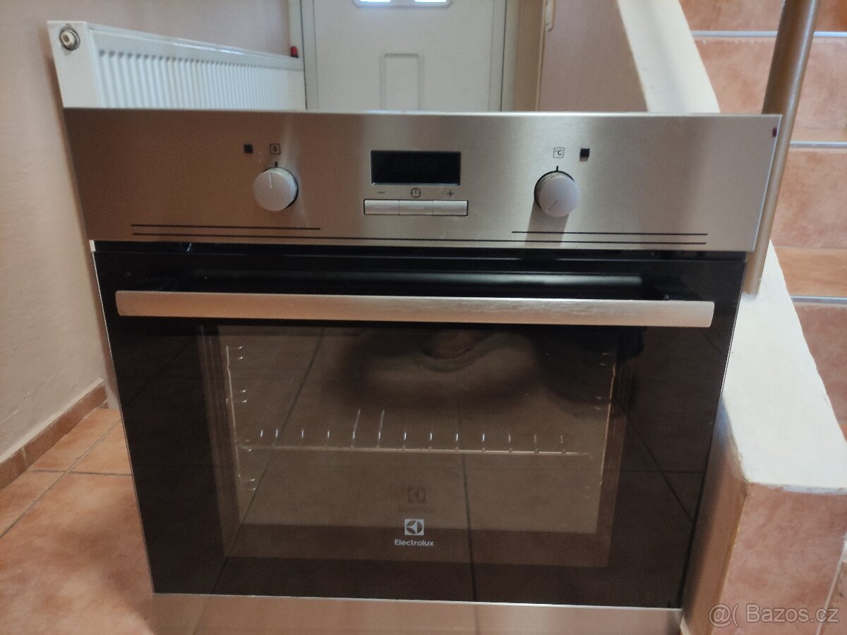 Horkovzdušná trouba - 2