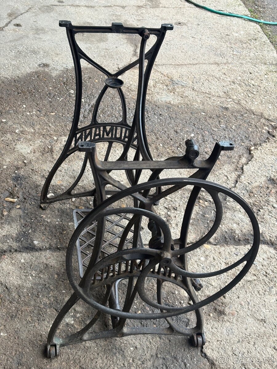 Litinová podnož šicí stroj - 2