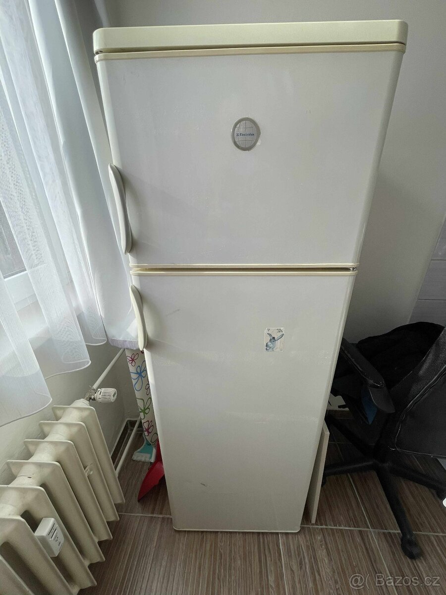 Lednice s mrazákem Elektrolux - 2