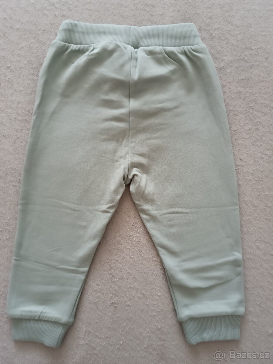 Tepláky Lindex vel. 62-74 - 2