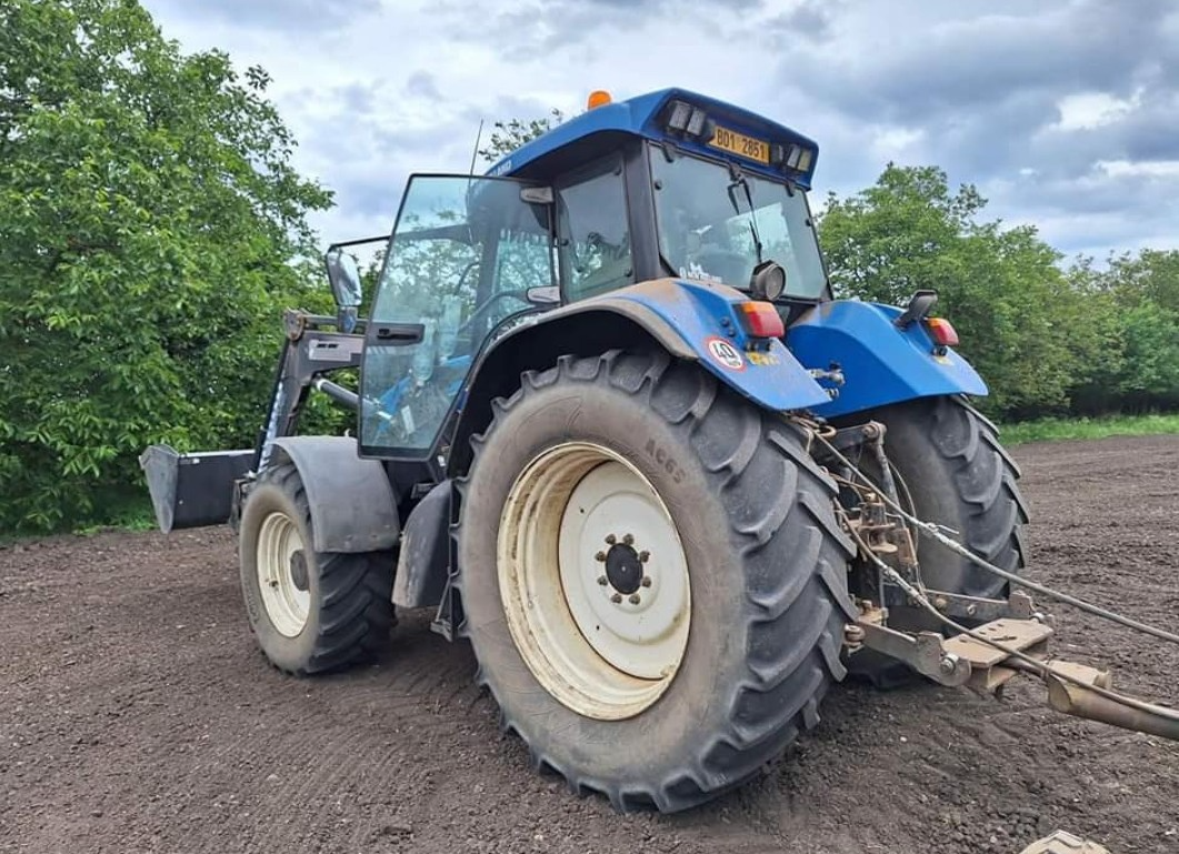 Traktor new Holland TVT 170 - 2