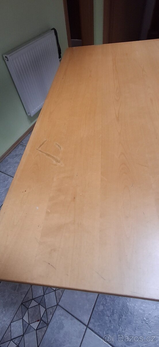 Jídelní stůl Ikea - 2