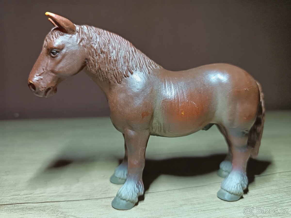 SCHLEICH Koně SBĚRATELSKÉ FIGURKY 4 - 2