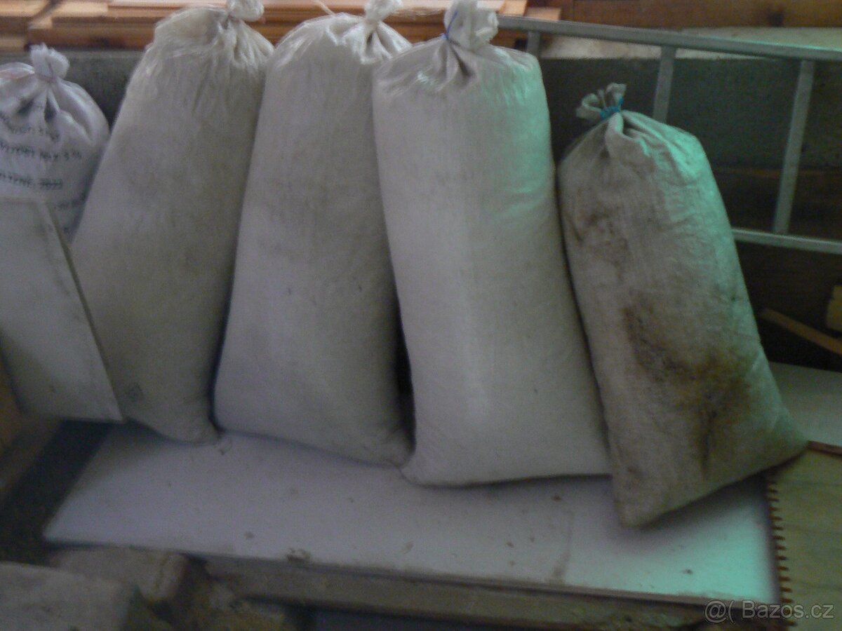 Izolace-polystyrén drcený-perlit - 2