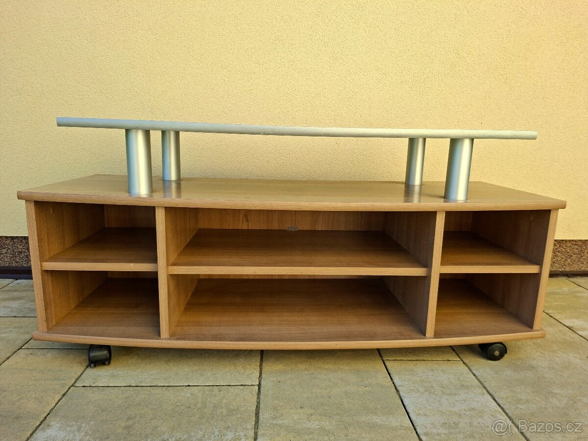 TV skříň - 2