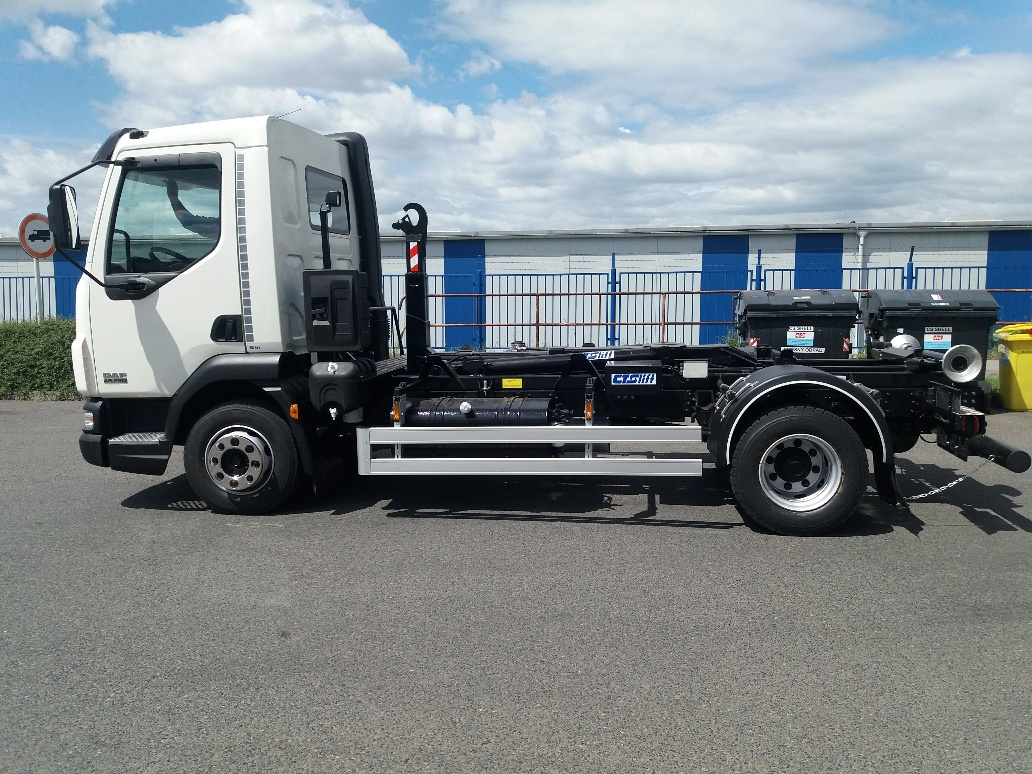 DAF LF45.220 E12 GO podvozku Nový nosič kontejnerů CTS 8t - 2