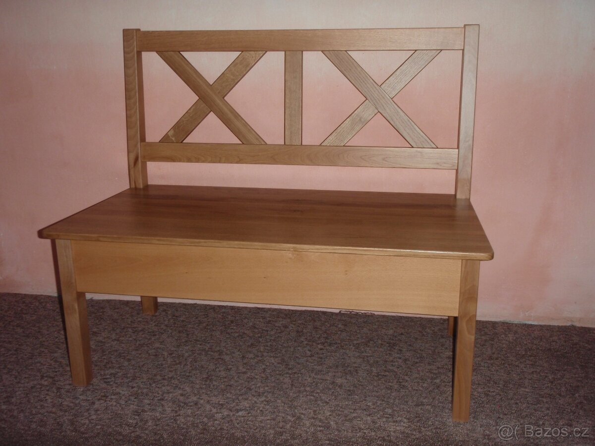 Dřevěná lavice - 2