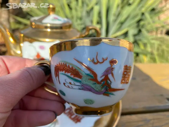 Cinsky cajovy servis - 2