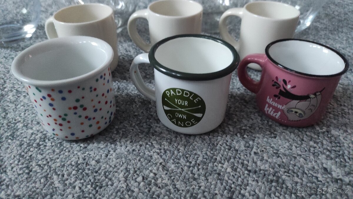 Hrnky a skleničky - 2