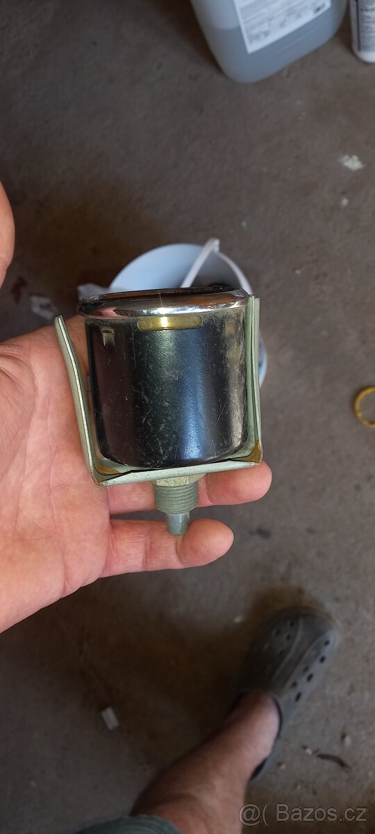 Rychloměr tachometr - 2