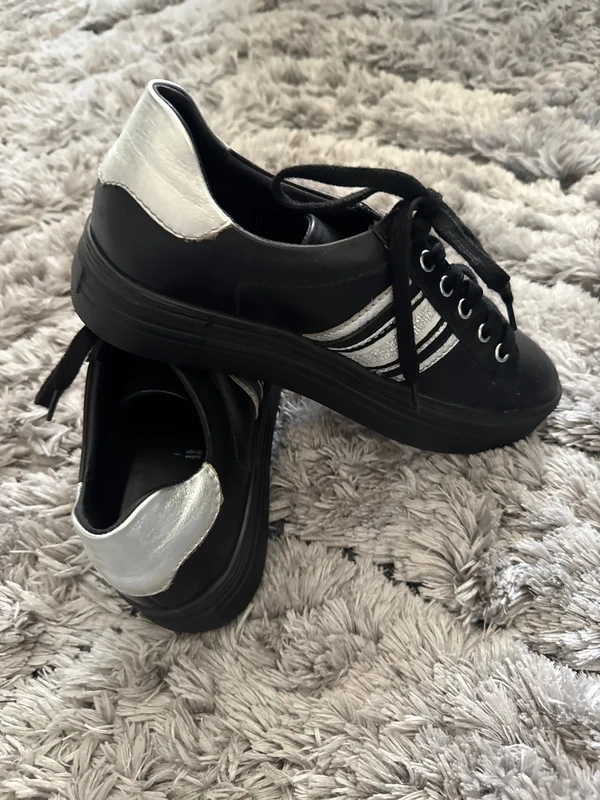 Krásné kvalitní kožené boty zn Baťa vel 38, nové - 2