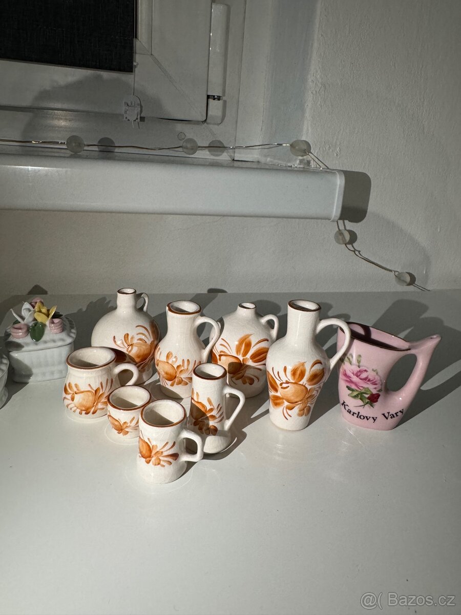 Sada porcelánových miniatur - 2