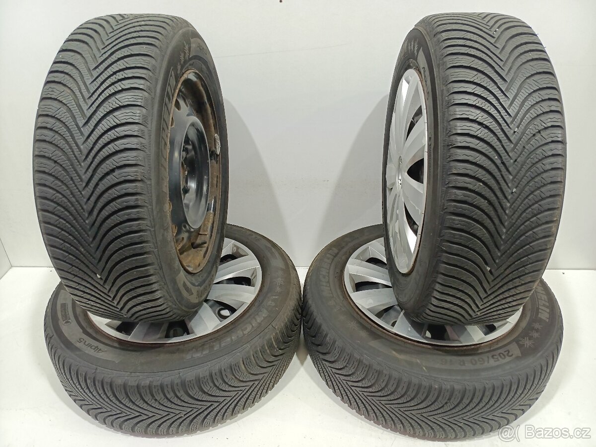 Zimní kola Toyota 5x114,3 R16 ET39 pneu 205/60/16 - 2