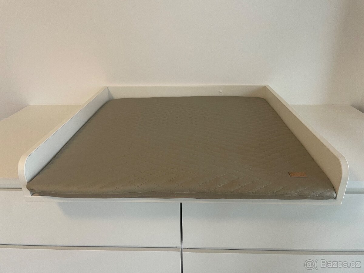 Převalovací pult + přebalovací podložka - 2