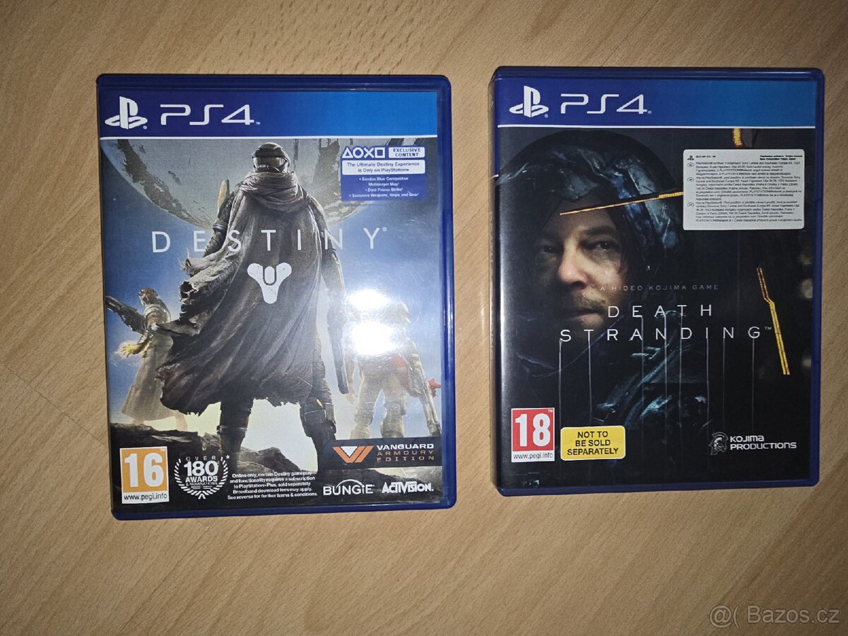 PS4 PRO 1TB + 2 Hry,2 ovladače,kamera a originál balení - 2