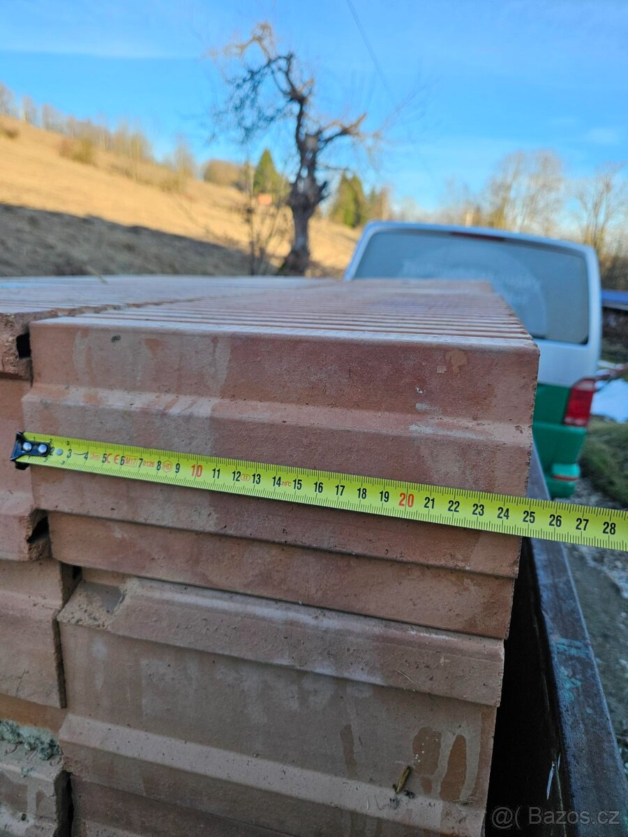 PŘÍČKOVÉ CIHLY - 2