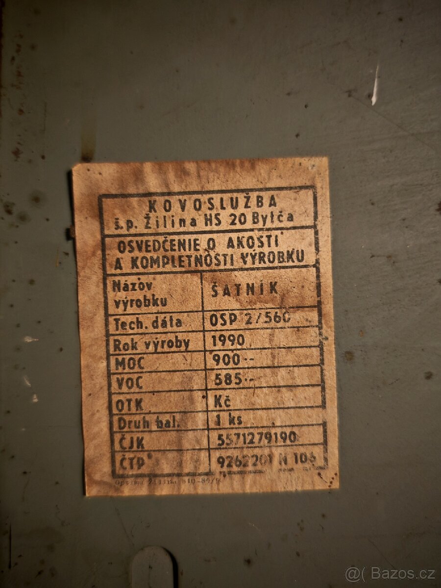 Plechová šatní skříň 1990 - 2