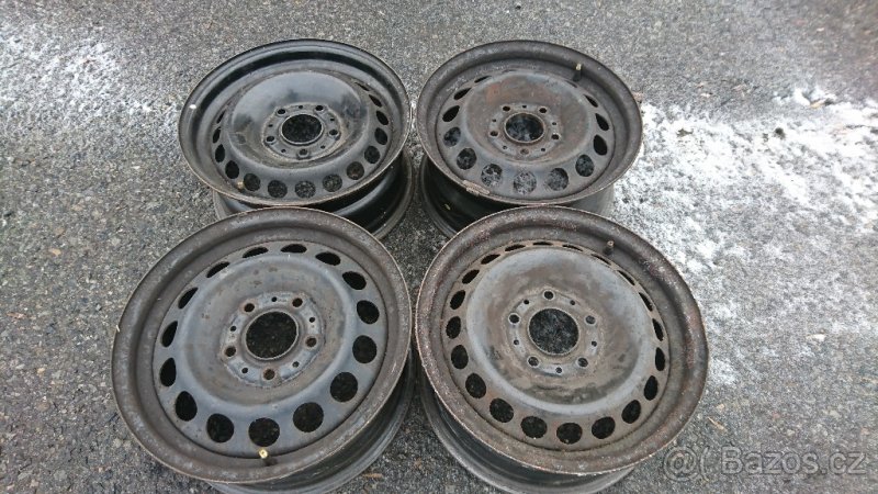 BMW E36,E46 sady plechových disků 15" - 2