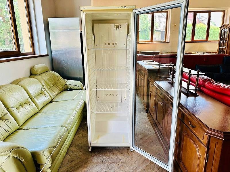 944 Prosklená lednice chladnice vitrína CALEX - 2
