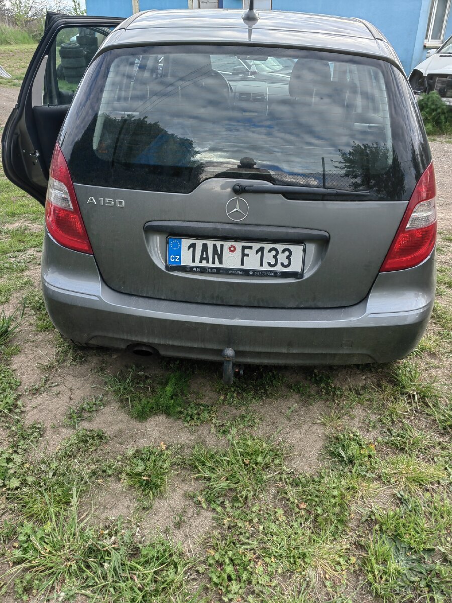 Mercedes A 150 benzin - 2