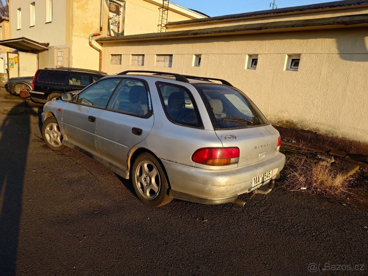Subaru Impreza kombi 2.0 85kw - 2