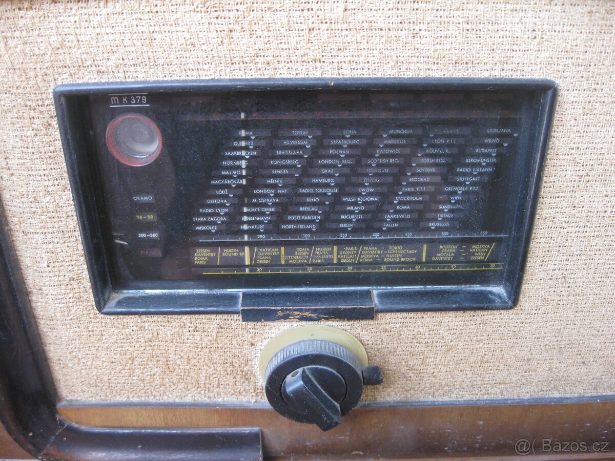 lampové rádio MIKROFONA MK379 - rok 1939 - 2