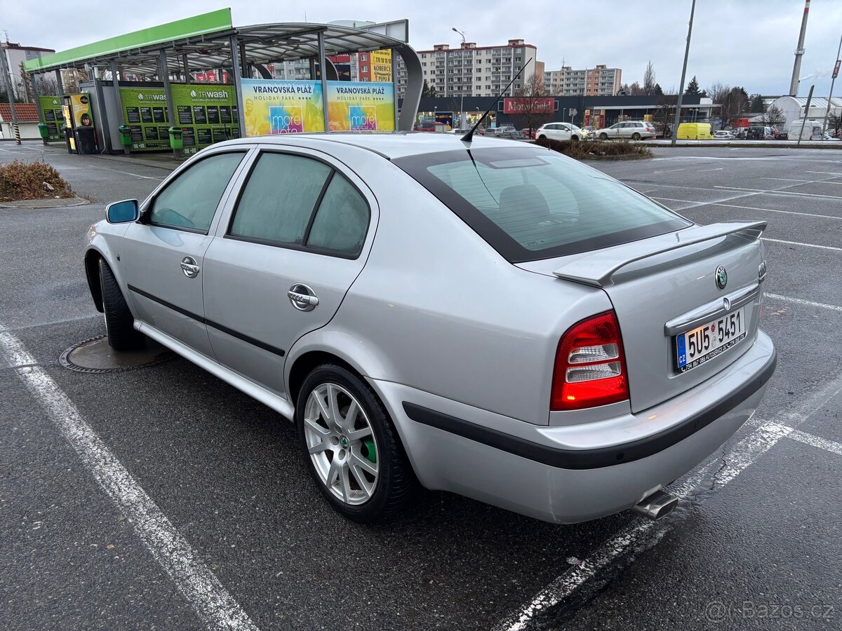 Škoda Octavia RS 1.8T - 2