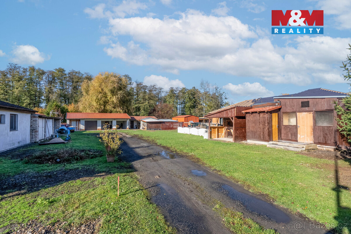 Prodej pozemku k bydlení, 885 m², Jíkev - 2