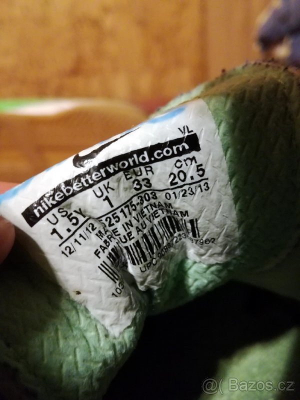 Kopačky dětské sálové Nike EUR 33 - 2