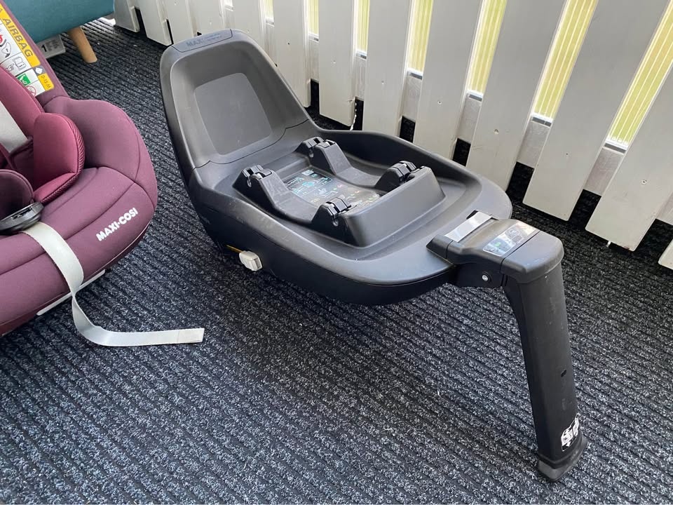 Dětské sedačky do auta. Maxi-Cosi Pearl Pro 2 + Pebble Plus - 2