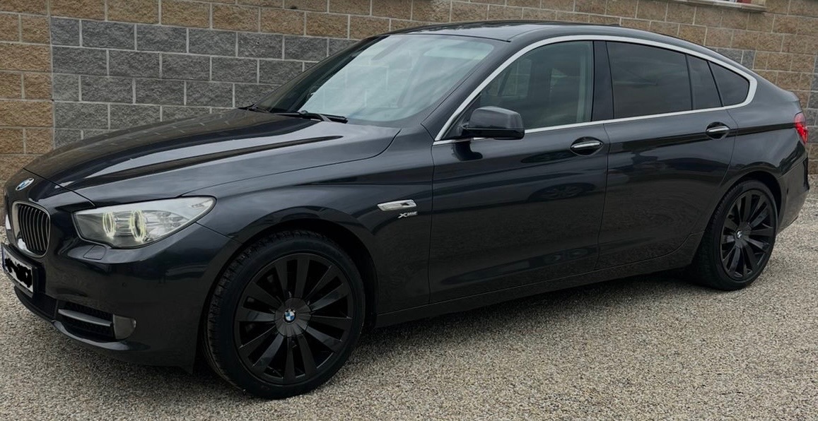 BMW 530 XD GT 180 kw rok 2010 - 2