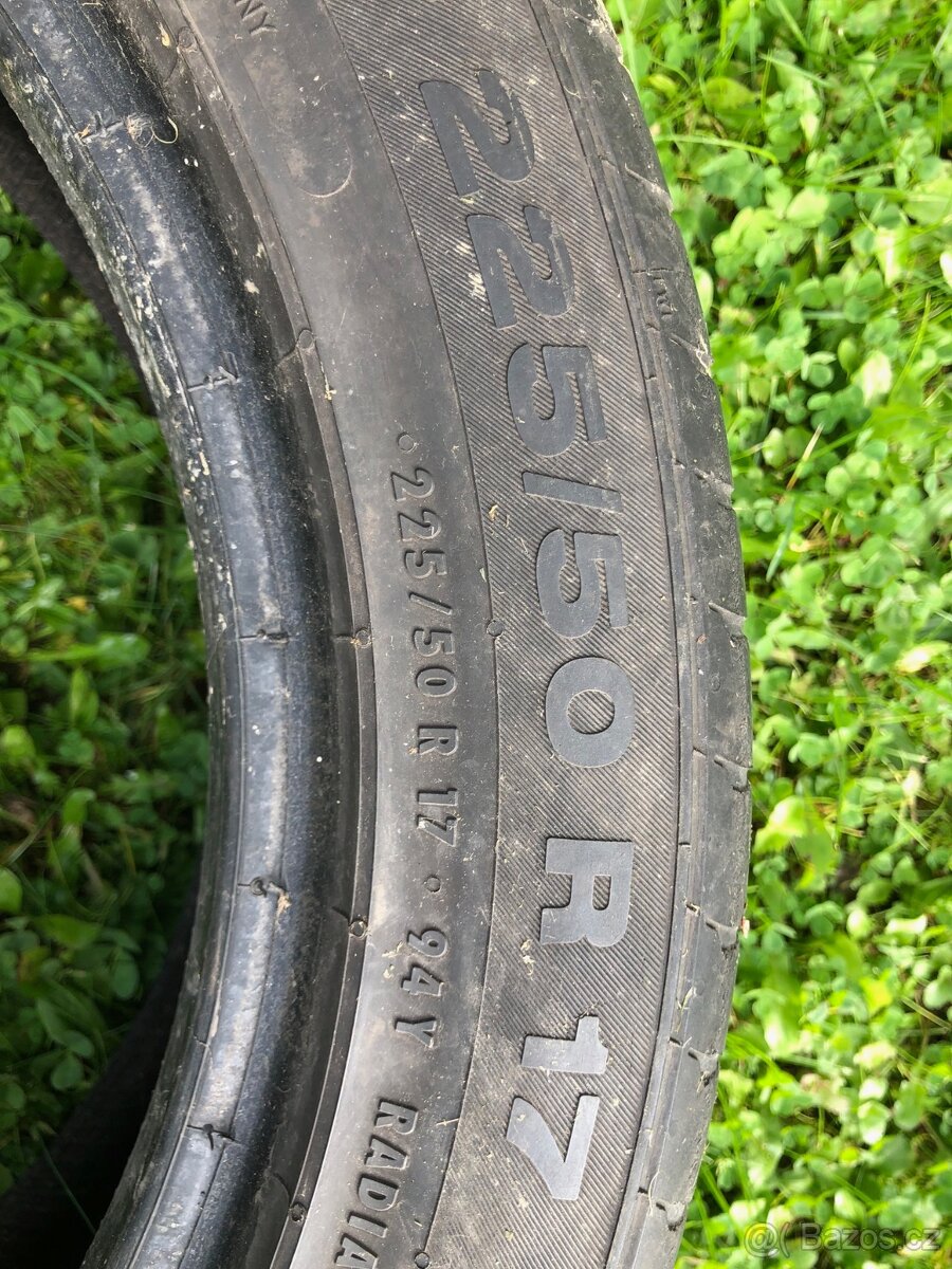 Continental 225/50/17 , 94 Y - 2